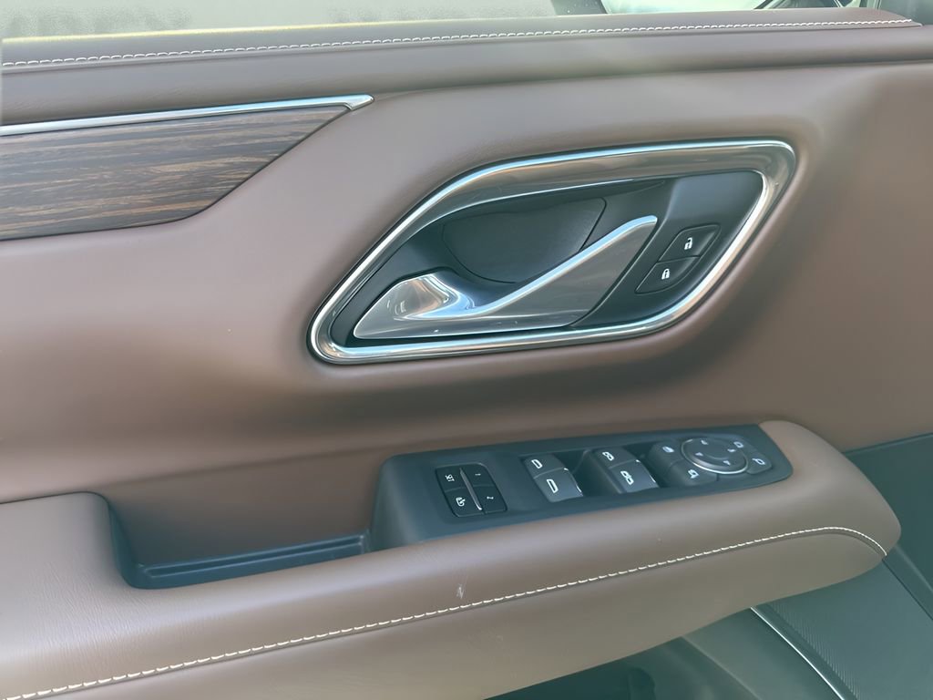 Used 2023 Chevrolet Tahoe High Country w/ Premium Package 2 image 30