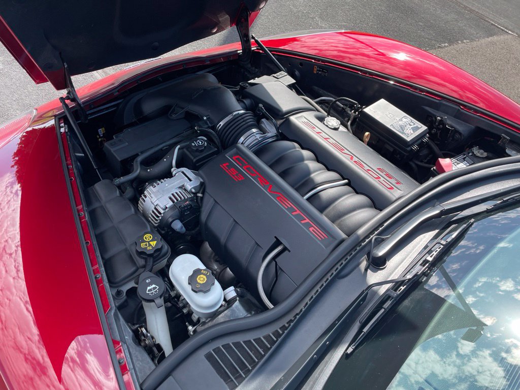 Used 2013 Chevrolet Corvette Coupe w/ 2LT Preferred Equipment Group RWD image 24