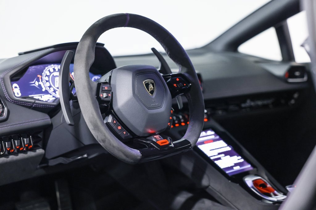 Used 2024 Lamborghini Huracan Sterrato image 29