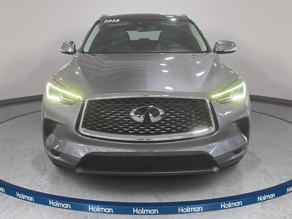 Used 2023 INFINITI QX50 Luxe FWD image 3