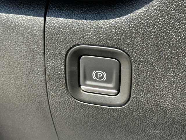 Certified 2022 Chevrolet Silverado 1500 Custom AWD/4WD image 14