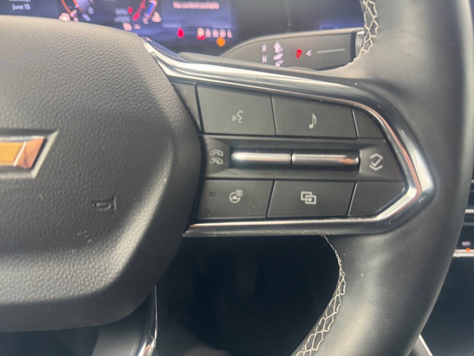 Certified 2024 Chevrolet Traverse LS FWD image 21