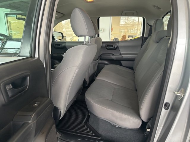 Used 2017 Toyota Tacoma SR image 14