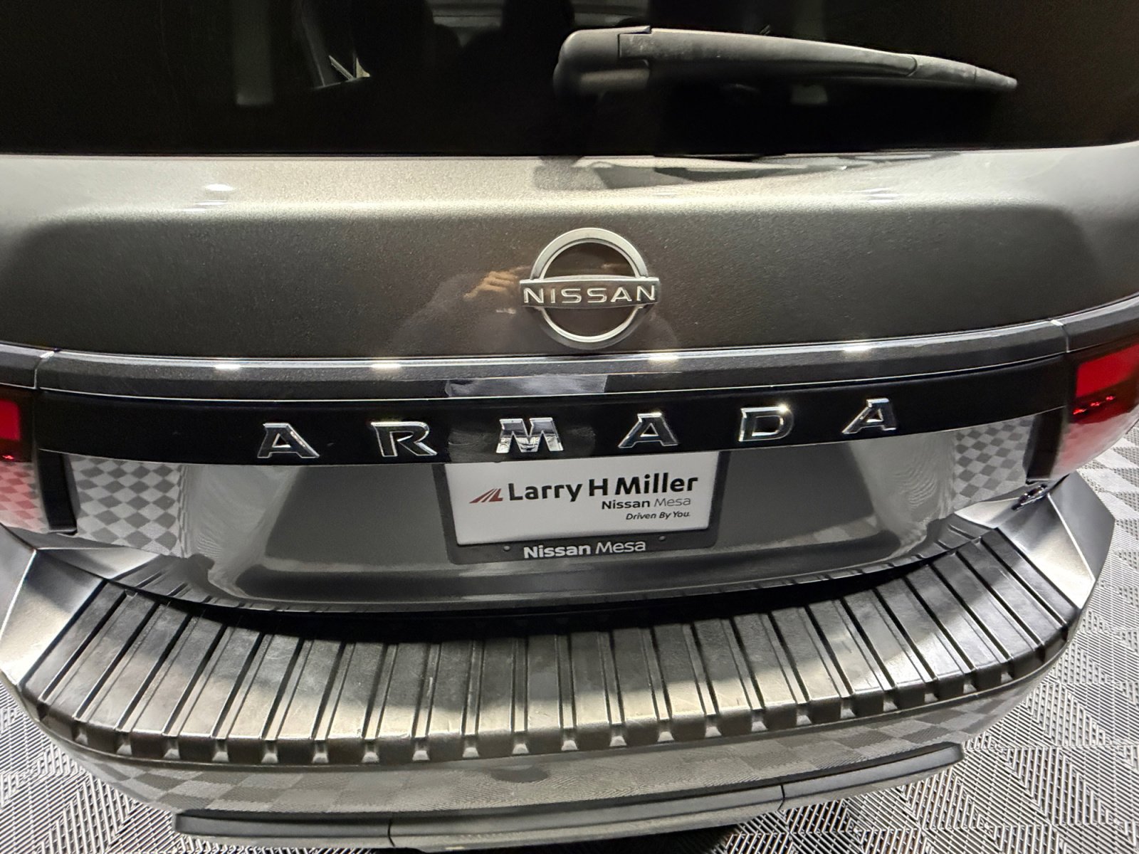 Certified 2021 Nissan Armada SL image 24