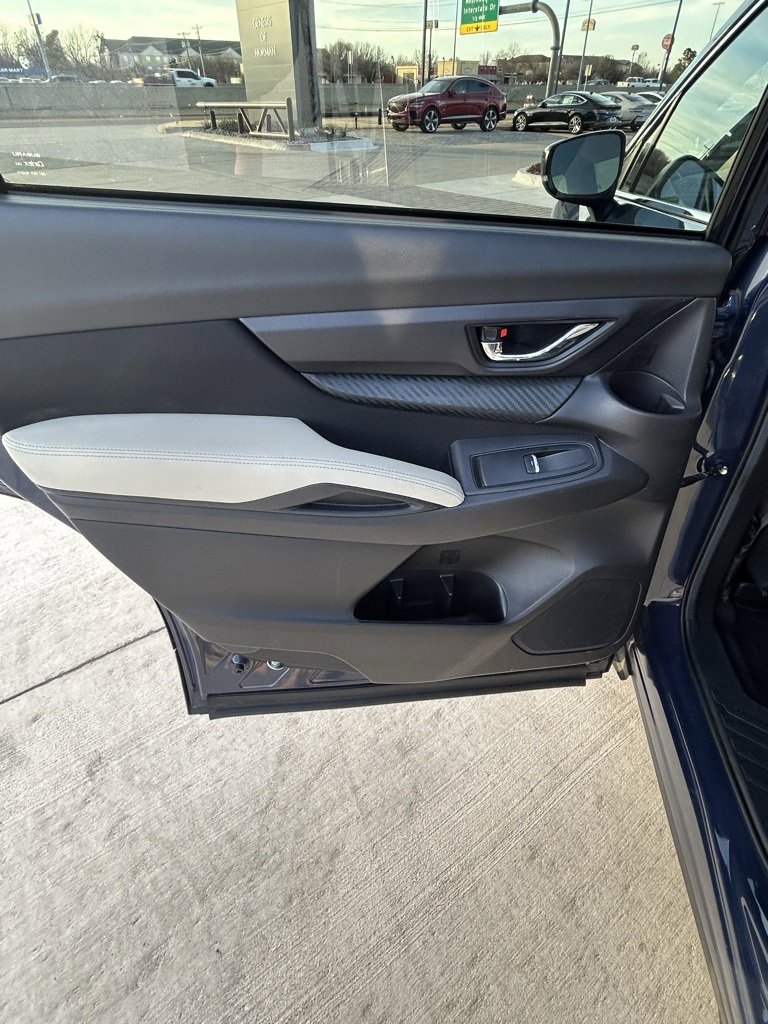 Used 2025 Subaru Ascent Premium image 13