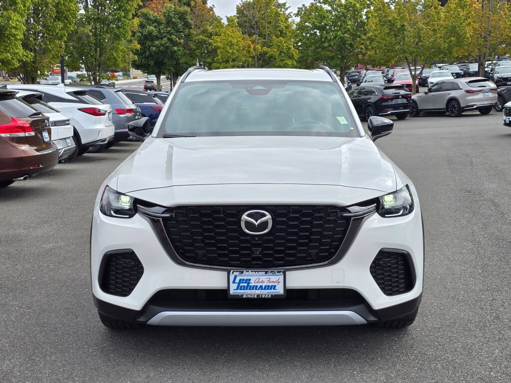 Certified 2025 MAZDA CX-70 Plug-In Hybrid w/ Premium Plus AWD/4WD image 2