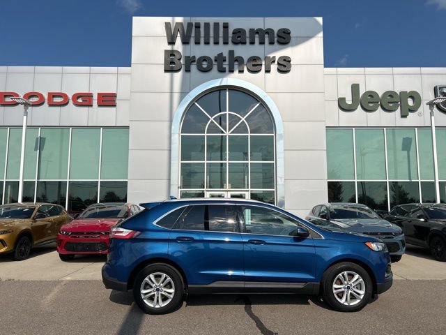 Used 2020 Ford Edge SEL w/ Convenience Package AWD/4WD image 4