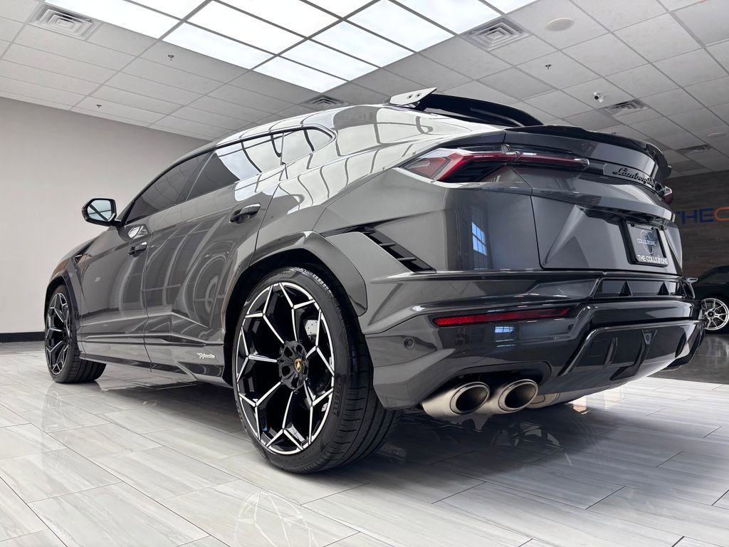 Used 2023 Lamborghini Urus Performante image 22