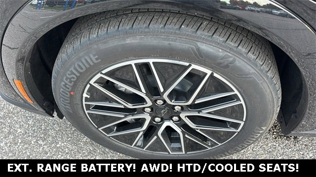 New 2025 Ford Mustang Mach-E Premium image 31