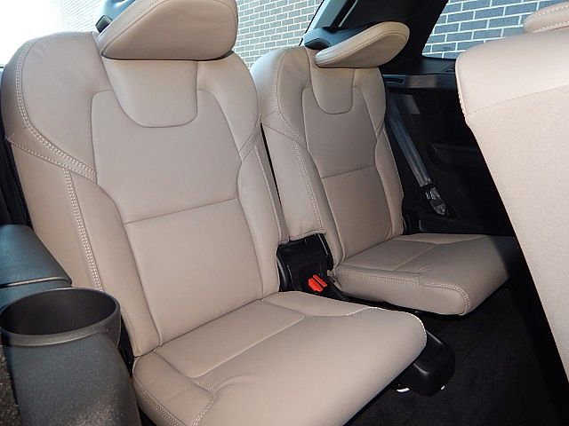 Certified 2026 Volvo XC90 B6 Ultra image 21