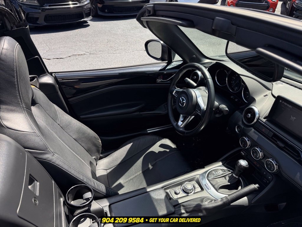 Used 2021 MAZDA MX-5 Miata RF Grand Touring RWD image 32