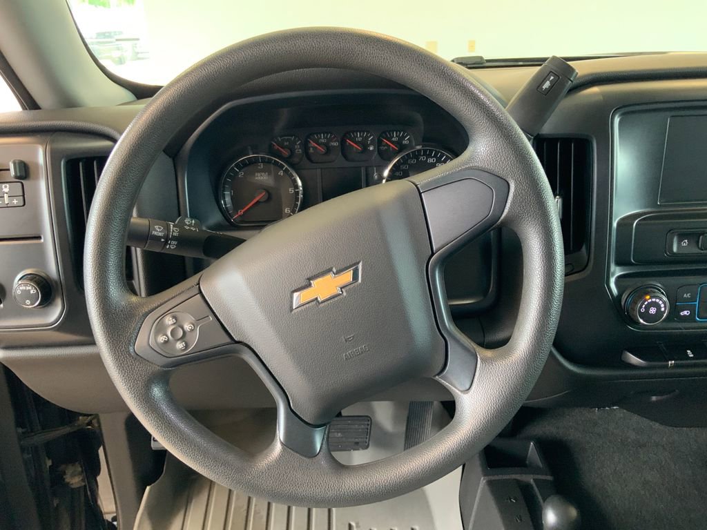 Used 2018 Chevrolet Silverado 1500 Custom w/ Custom Value Package AWD/4WD image 20