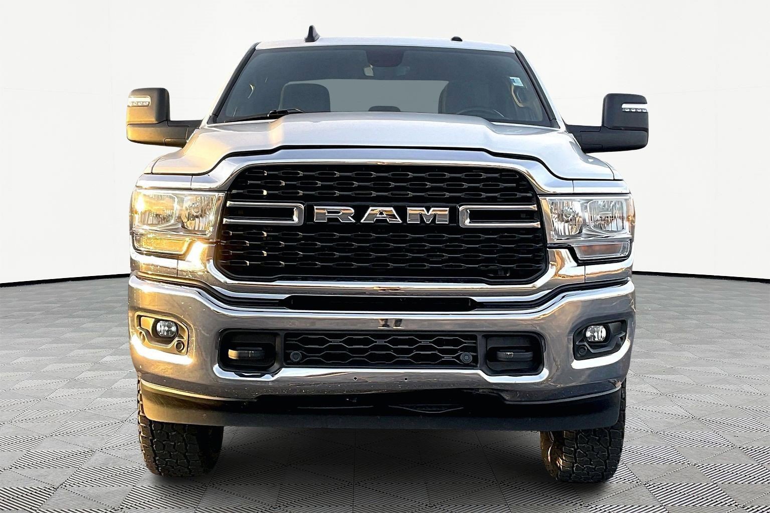 Used 2024 RAM 2500 Big Horn w/ Off Road Package image 3