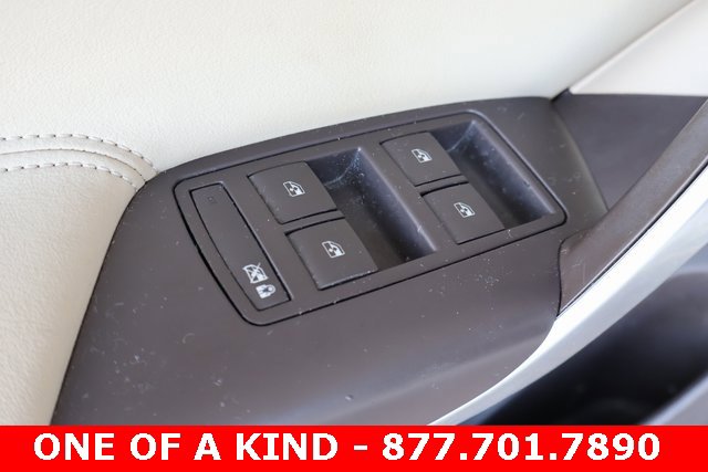 Used 2013 Buick Regal Premium image 11