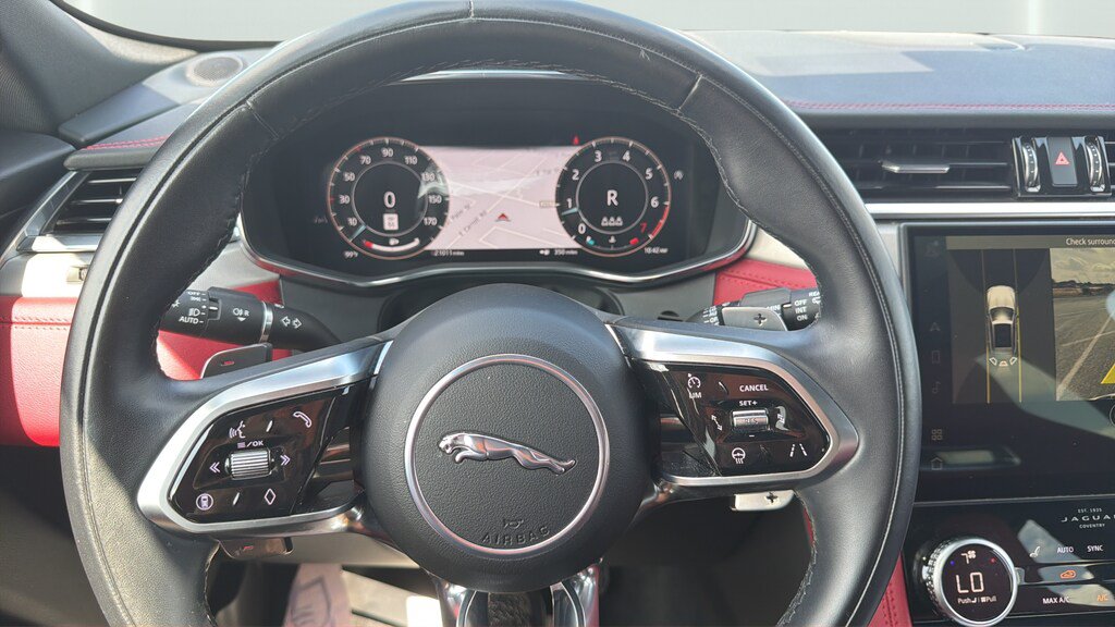 Used 2025 Jaguar F-PACE R-Dynamic S AWD/4WD image 25