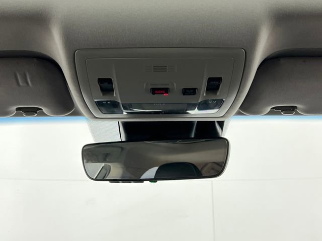 Used 2016 Lexus ES 350 w/ Luxury Package w/Wood Trim image 26