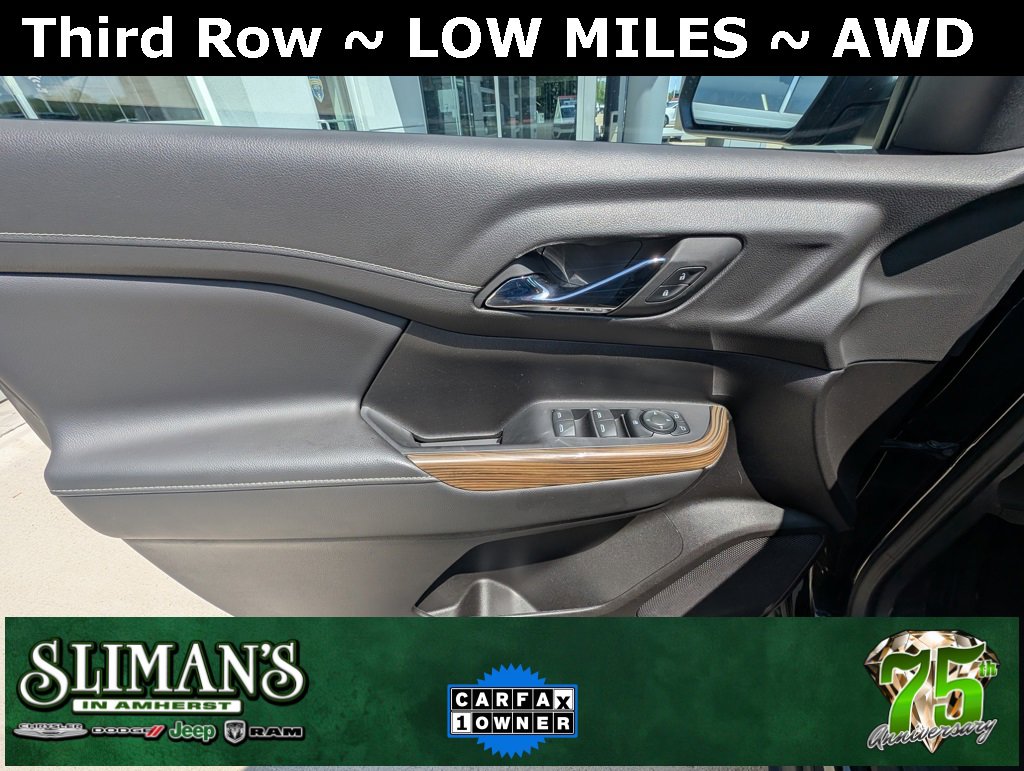 Used 2023 GMC Acadia SLE image 37