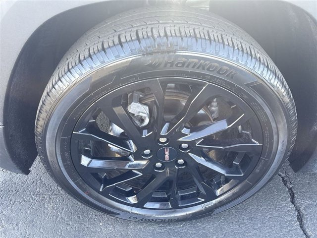 Certified 2023 GMC Terrain SLE w/ Driver Convenience Package image 31