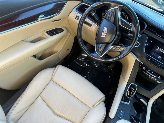 Used 2019 Cadillac XT5 Luxury image 17