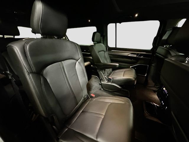 New 2025 Jeep Wagoneer L Series III w/ Quick Order Package 25C Super image 31