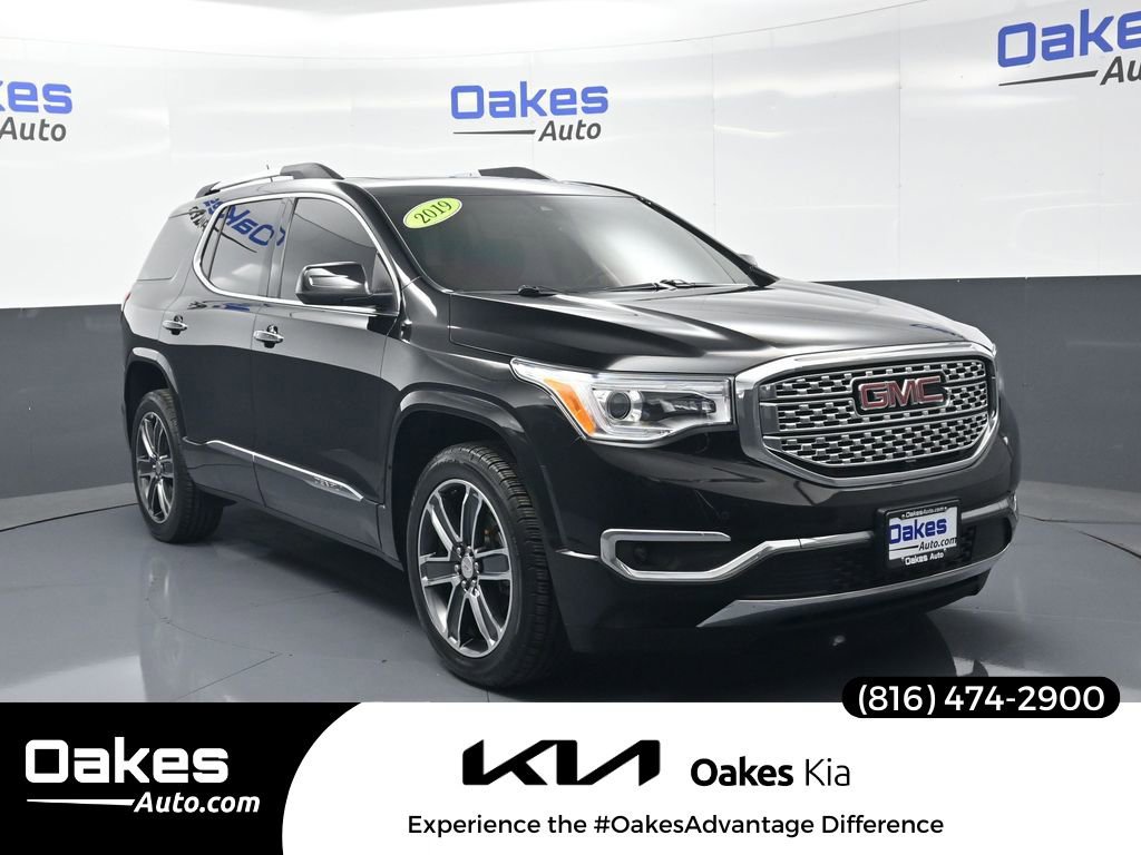 Used 2019 GMC Acadia Denali w/ Technology Package image 1
