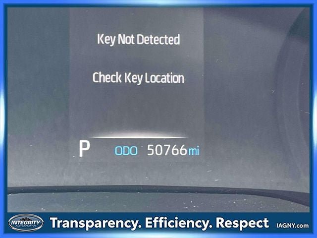 Used 2024 Toyota Sienna XLE FWD image 29