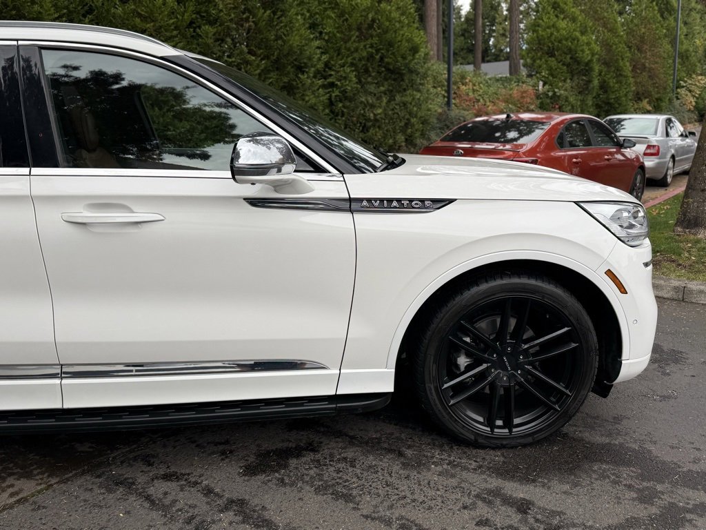 Used 2022 Lincoln Aviator Black Label w/ Dynamic Handling Package image 17