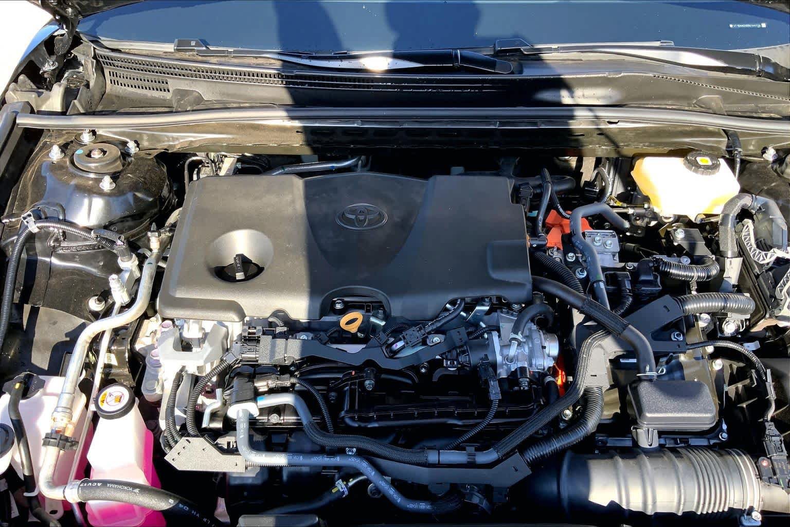 Used 2025 Toyota Camry SE FWD image 32