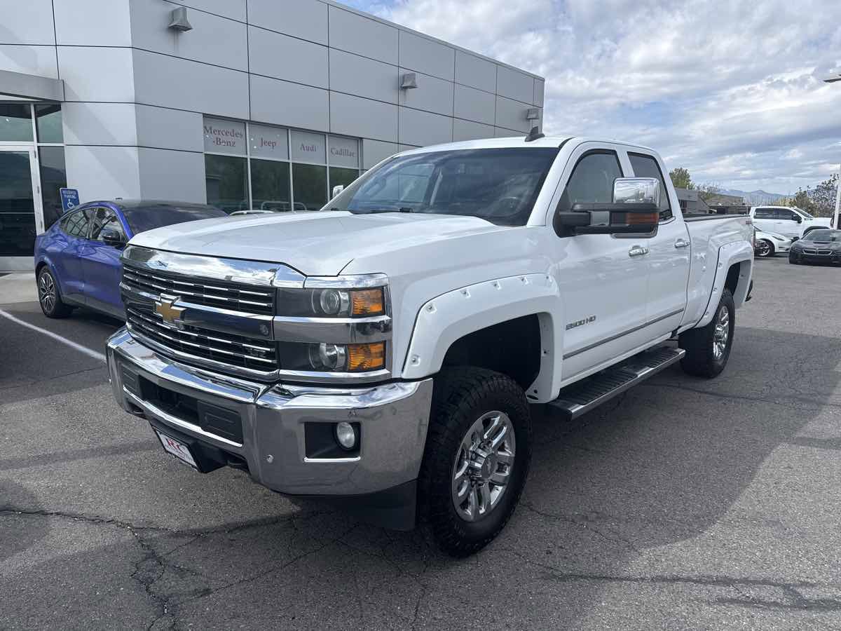 Used 2016 Chevrolet Silverado 2500 LTZ image 2
