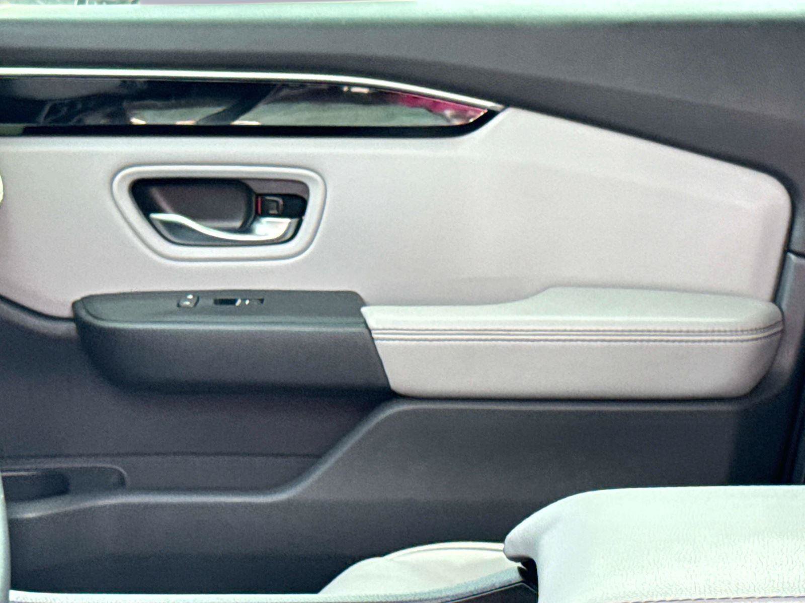 Certified 2024 Honda Pilot EX-L image 24