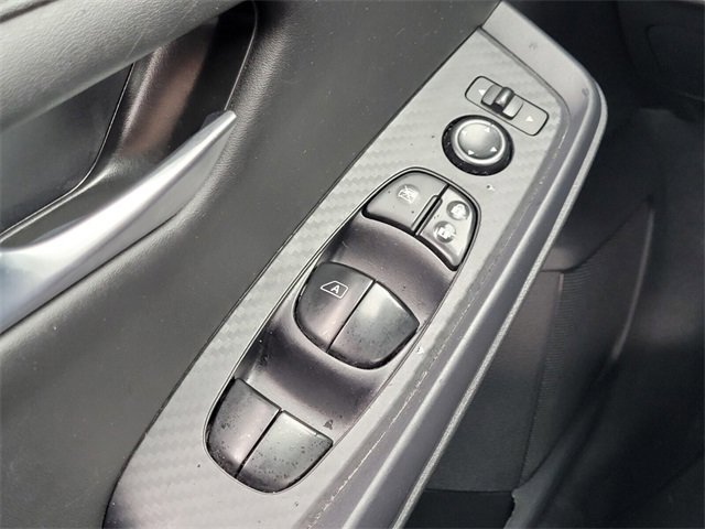 Used 2024 Nissan Sentra SV image 23