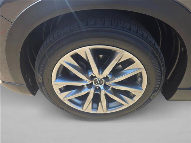 Used 2018 MAZDA CX-9 Signature AWD/4WD image 25