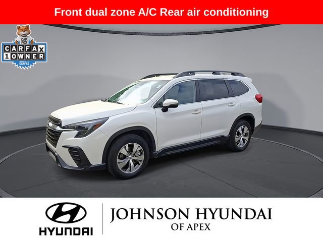 Used 2023 Subaru Ascent Premium w/ Convenience Package image 4