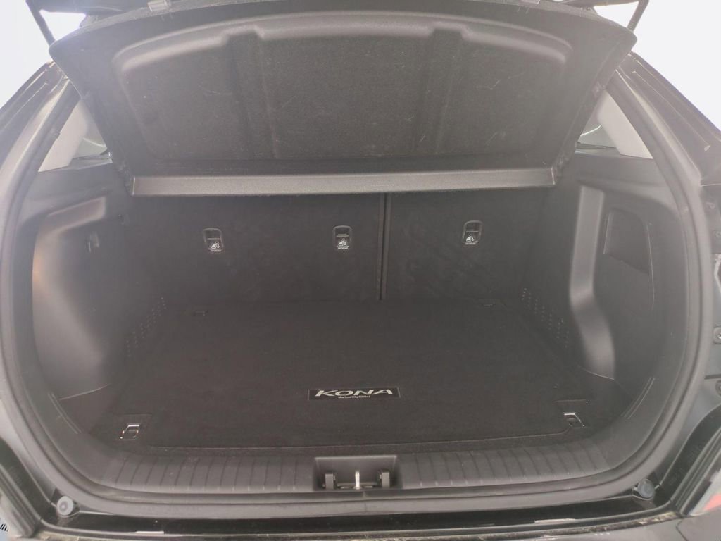 Certified 2023 Hyundai Kona SE w/ Cargo Package FWD image 23