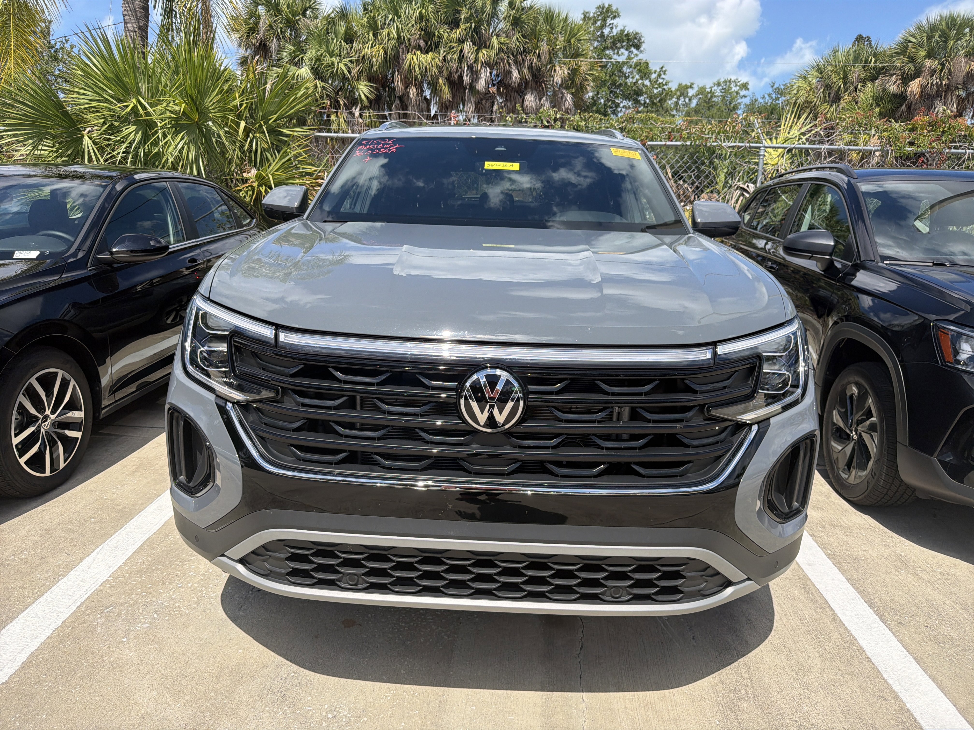 Used 2025 Volkswagen Atlas Cross Sport SE FWD video 2