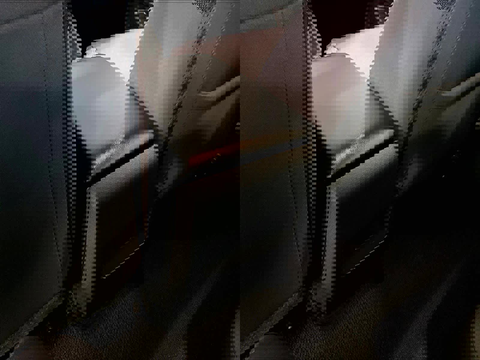 Used 2025 Nissan Frontier SV image 28