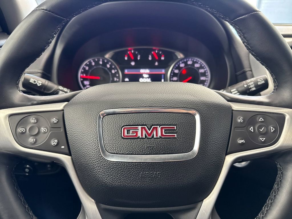 Used 2024 GMC Terrain SLT image 22