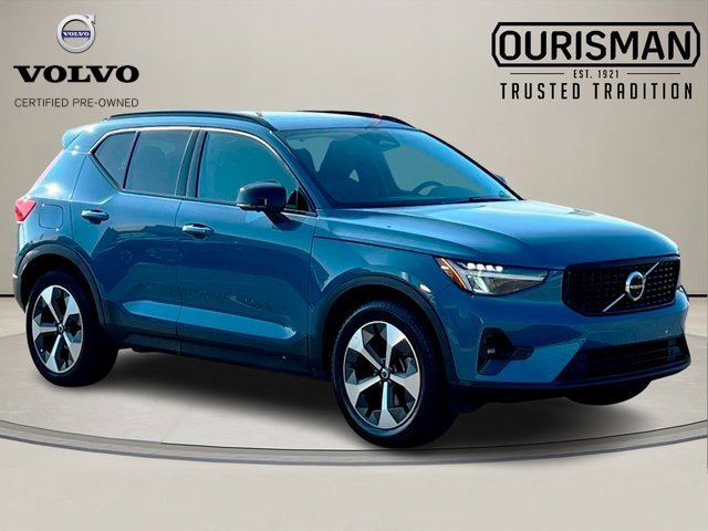 Used 2023 Volvo XC40 B5 Plus w/ Driver Assist Package