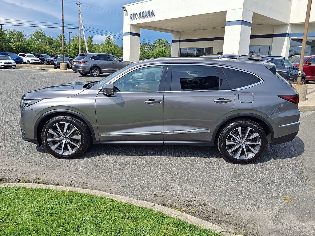 Certified 2026 Acura MDX w/ Technology Package AWD/4WD image 7