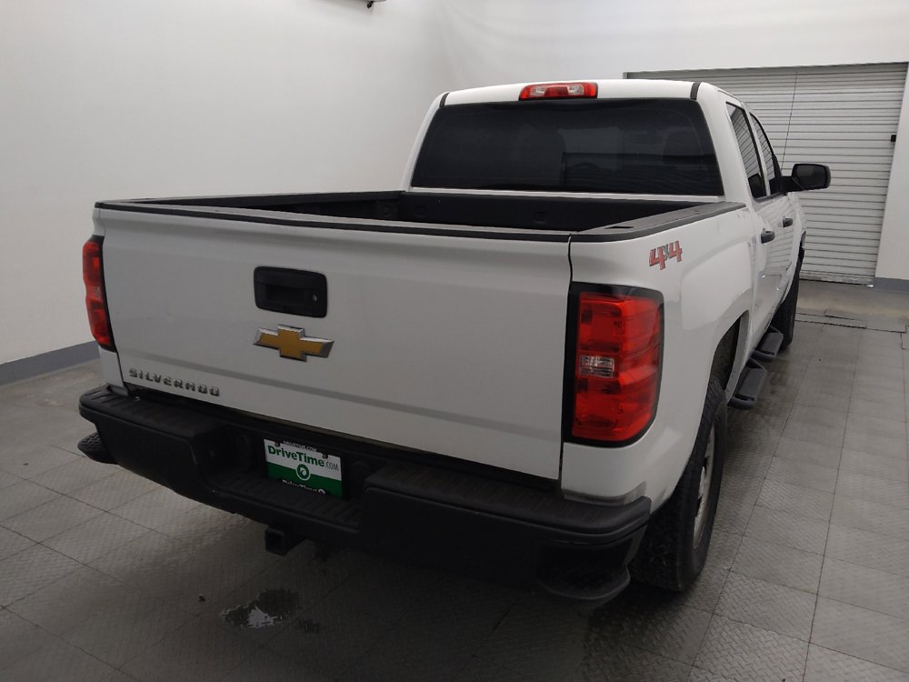 Used 2018 Chevrolet Silverado 1500 W/T w/ Trailering Package AWD/4WD image 7
