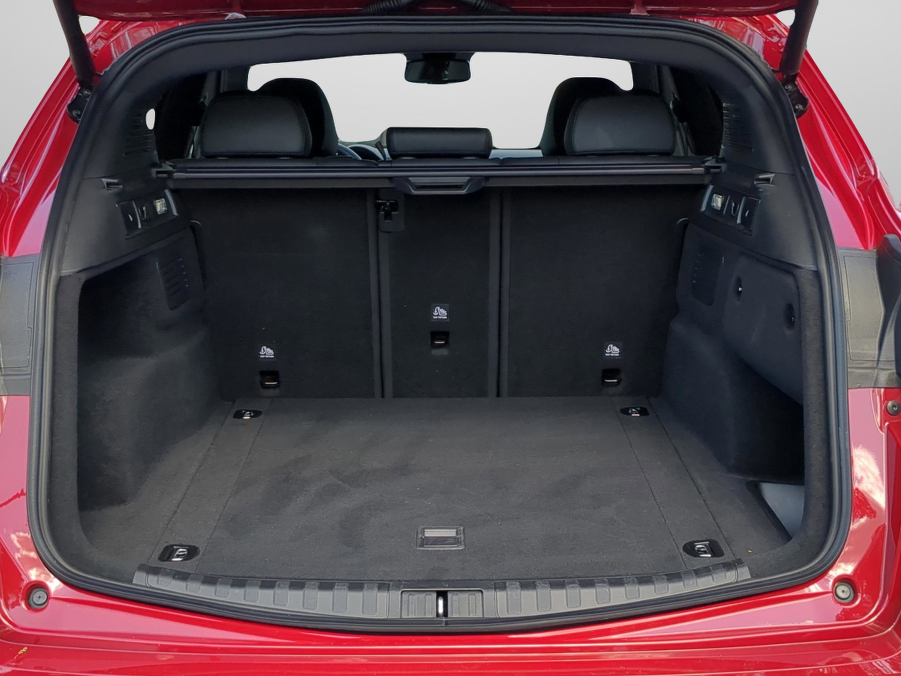 Used 2023 Alfa Romeo Stelvio Ti w/ Active Assist Plus Package image 31