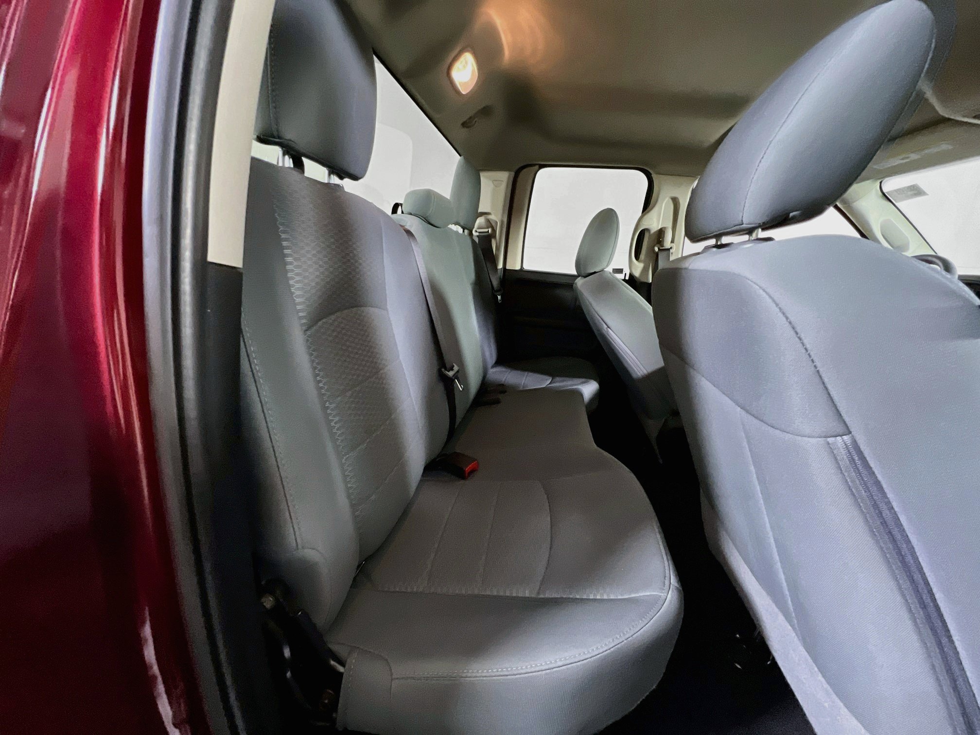 Used 2018 RAM 1500 Express AWD/4WD image 24