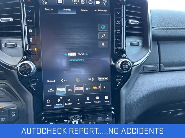 Used 2022 RAM 1500 Laramie AWD/4WD image 3