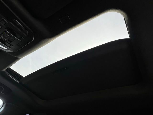 Certified 2021 Toyota Highlander XSE image 38