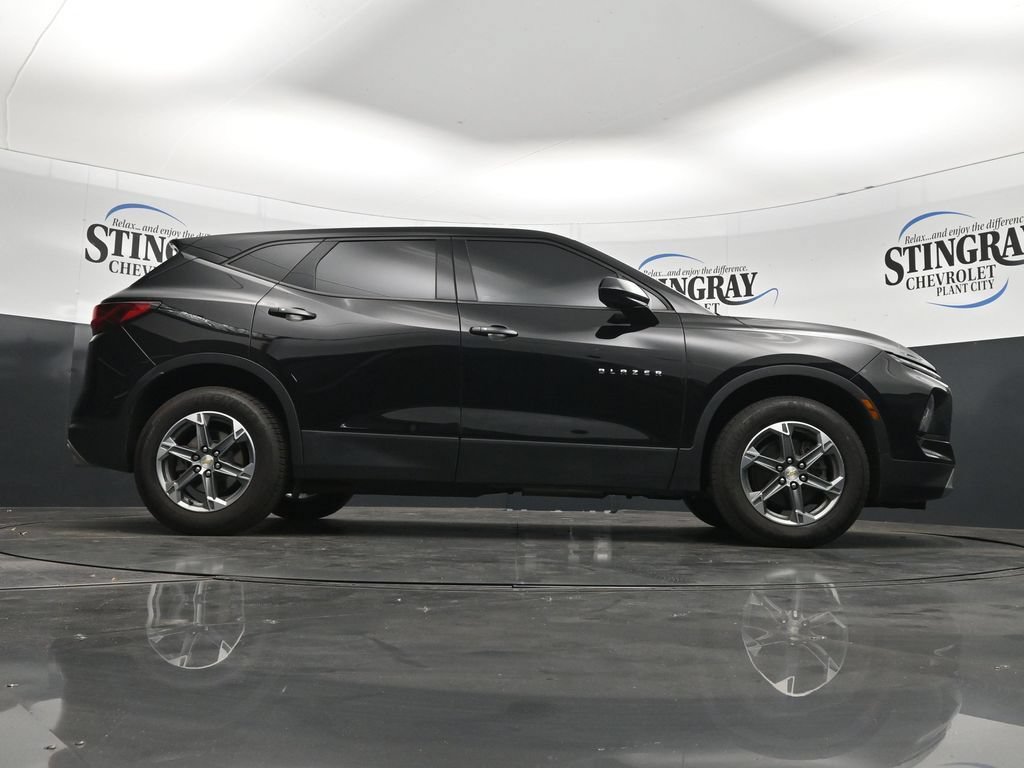 Used 2023 Chevrolet Blazer LT FWD image 33