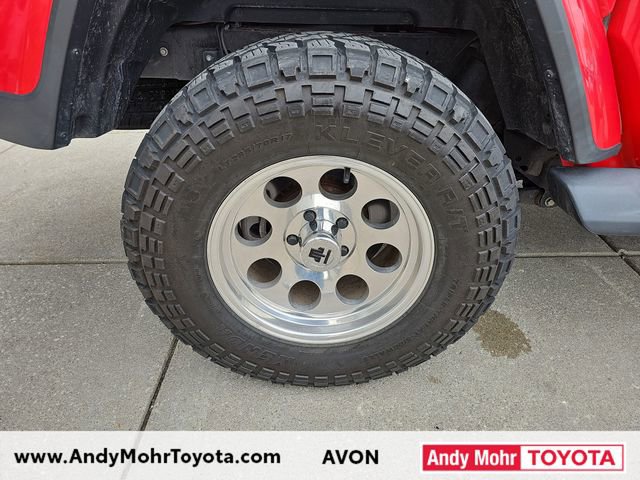Used 2020 Jeep Gladiator Overland AWD/4WD image 38