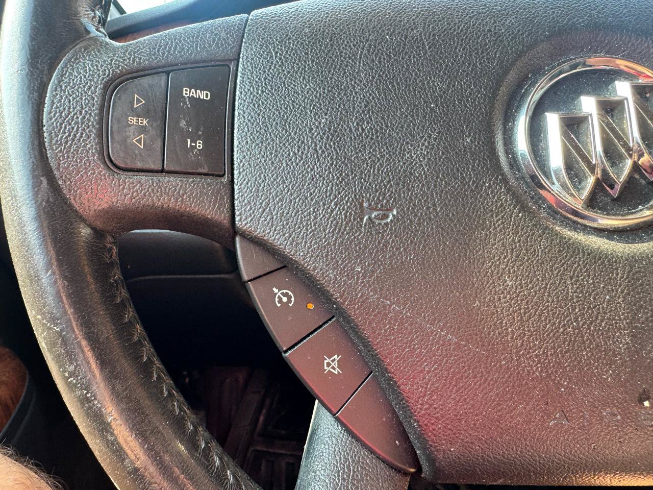 Used 2006 Buick LaCrosse CXL w/ Driver Confidence Package FWD image 13