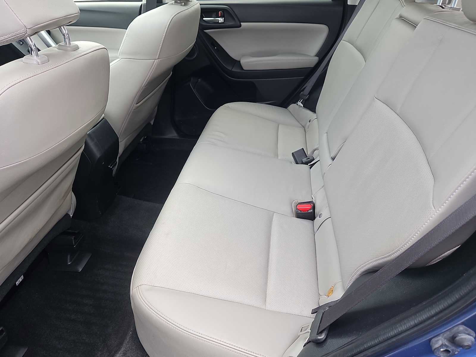 Used 2016 Subaru Forester 2.5i Touring w/ Eyesight & Navigation System image 28