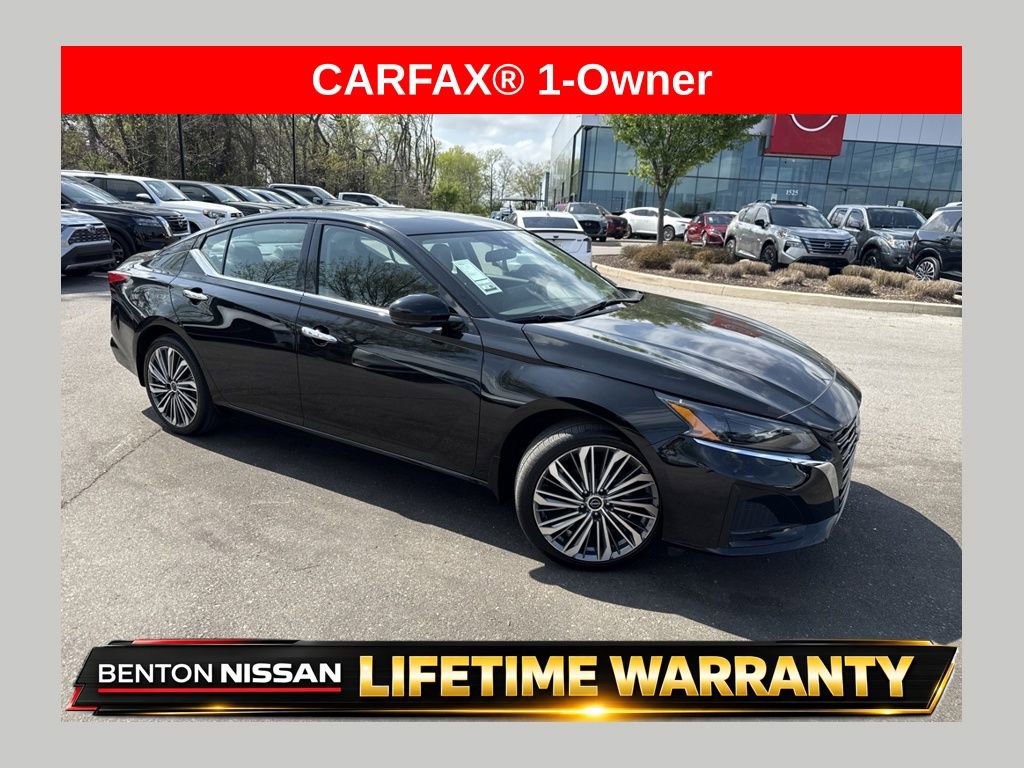 Used 2025 Nissan Altima 2.5 SL AWD/4WD image 1