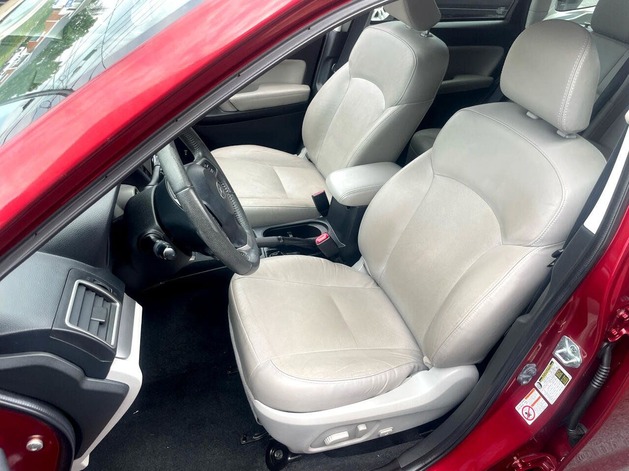 Used 2016 Subaru Forester 2.5i Touring w/ Eyesight & Navigation System image 27